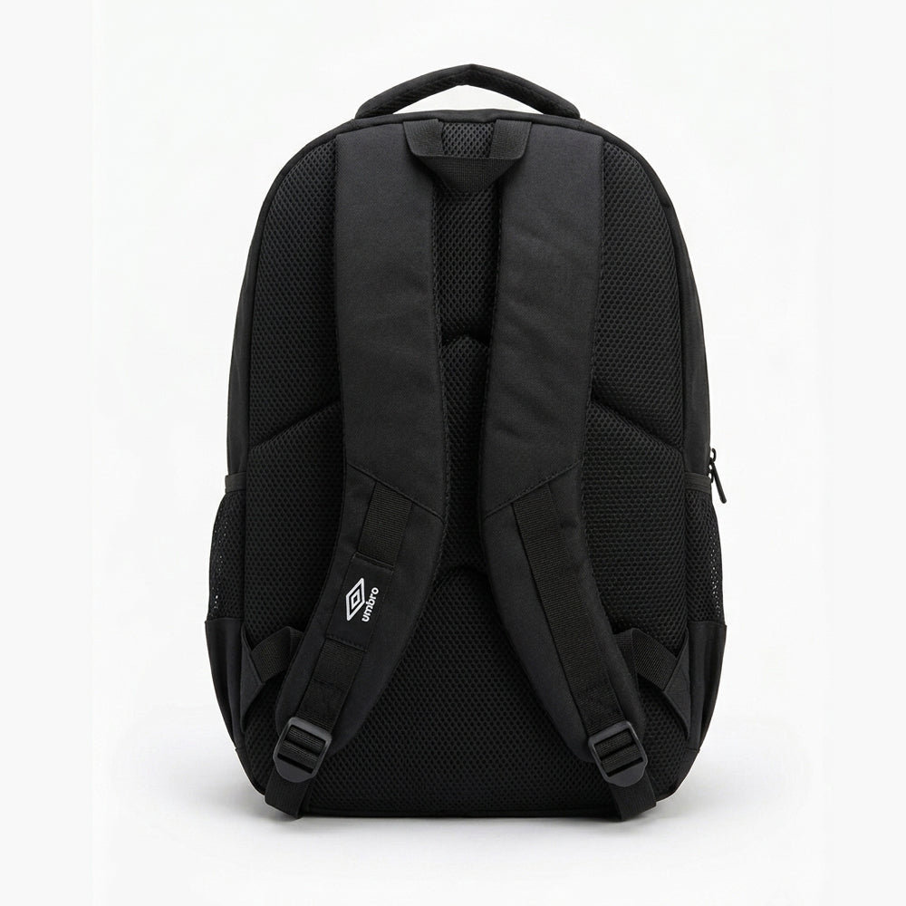 Mochila Deportiva Umbro AB6 Negro Ab0701