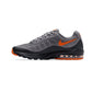 Tenis Deportivo Para Caballero Nike Air Max Invigor Gris Naranja Ab0701