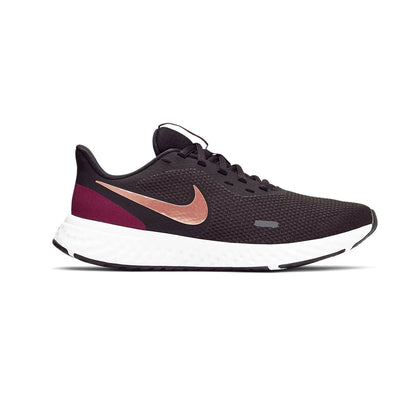 Tenis Deportivo Para Dama Nike Revolution 5 Negro Cobre Vino Ab0701