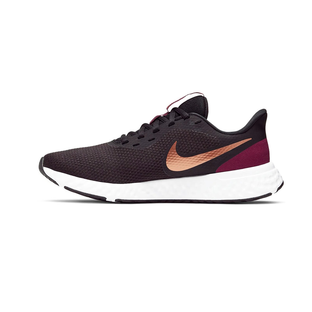 Tenis Deportivo Para Dama Nike Revolution 5 Negro Cobre Vino Ab0701