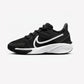 Tenis Deportivo Para Dama Nike Cosmic Runner Negro Blanco Ab0701