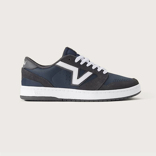 Tenis Casual Para Caballero Vans Lowland ComfyCush Marino Blanco Ab0701